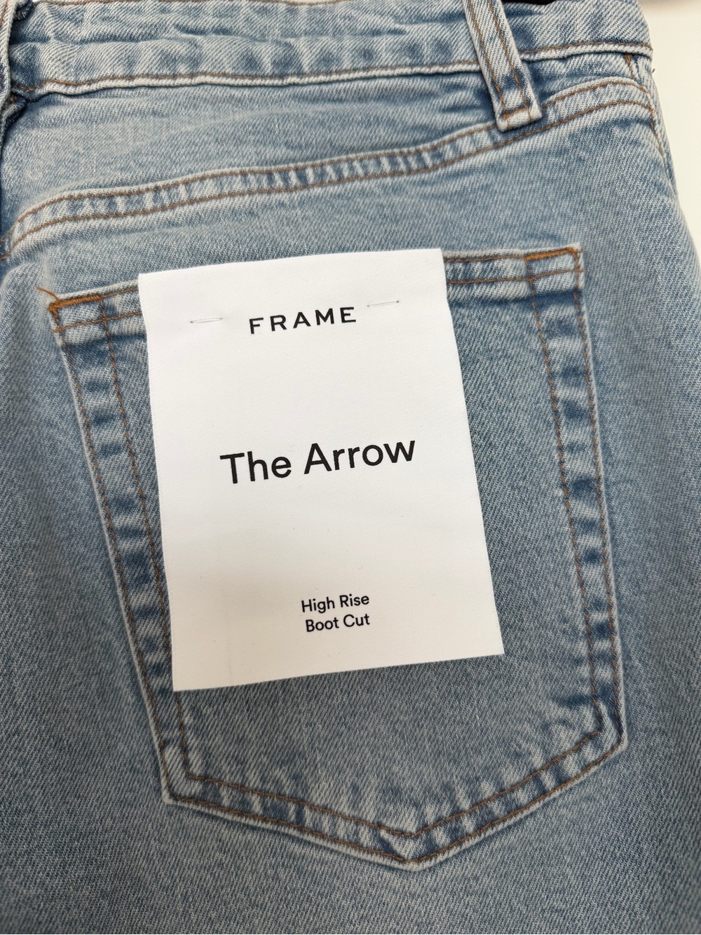 NWT FRAME The Arrow High Rise Bootcut Jeans Dolly Wash Size 29 $278 - Picture 3 of 8